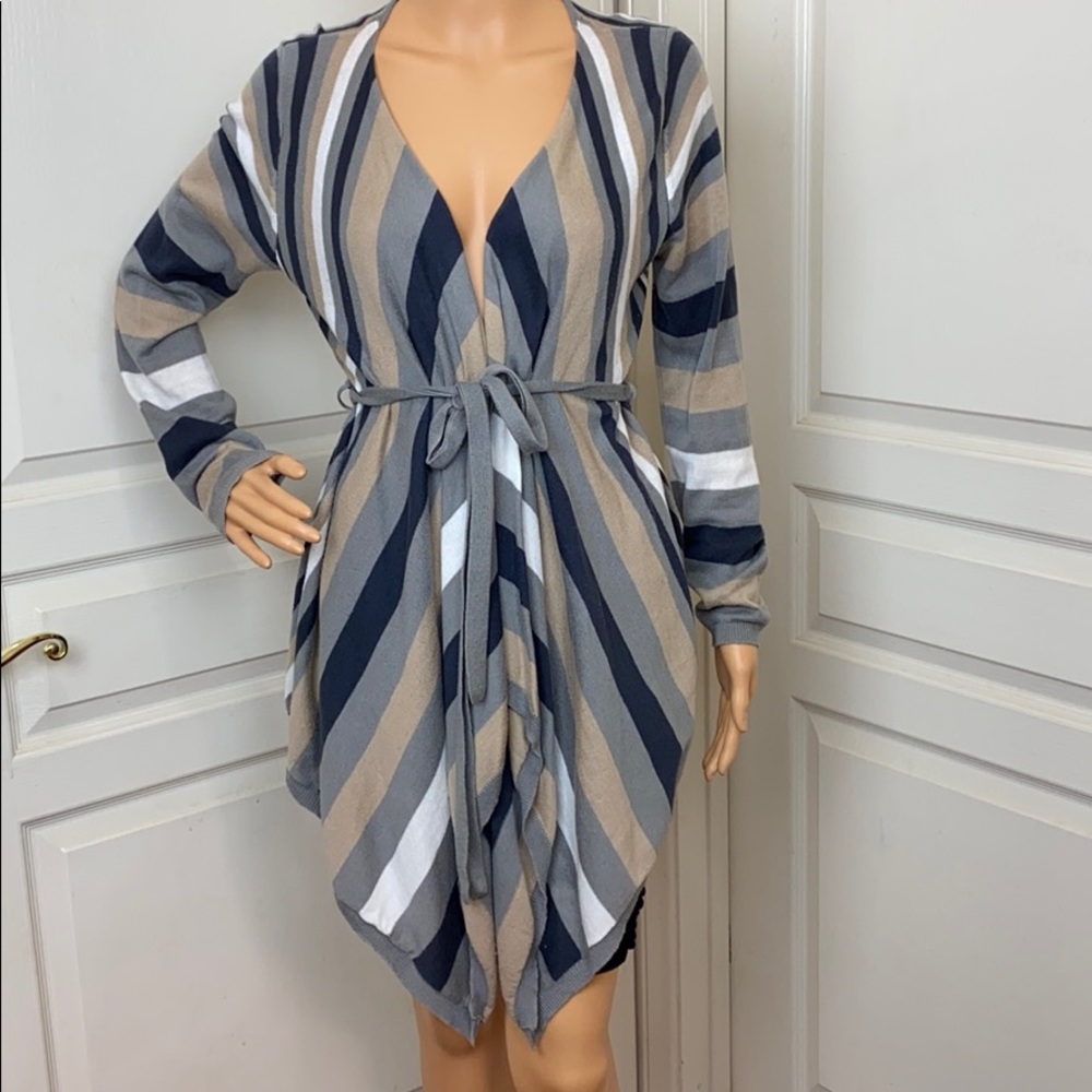 Forever 21 Striped Cardigan Size Medium - Picture 1 of 3